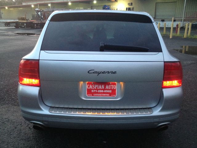 2005 Porsche Cayenne R1