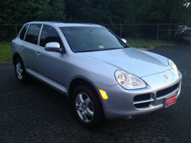 2005 Porsche Cayenne R1