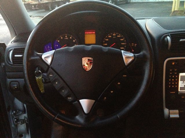 2005 Porsche Cayenne R1