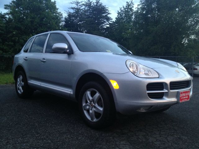2005 Porsche Cayenne R1