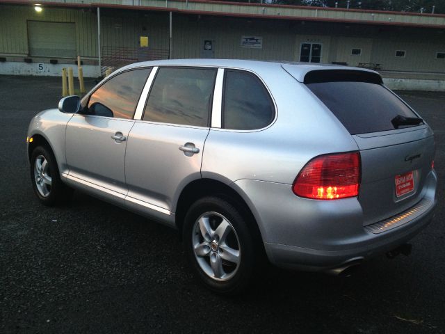 2005 Porsche Cayenne R1