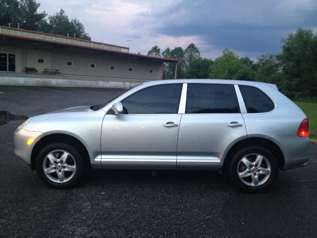 2005 Porsche Cayenne R1