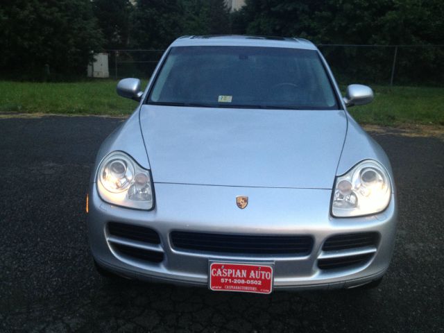 2005 Porsche Cayenne R1