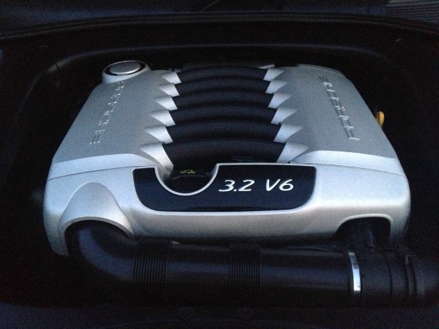 2005 Porsche Cayenne R1