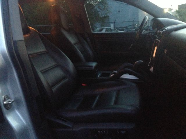 2005 Porsche Cayenne R1