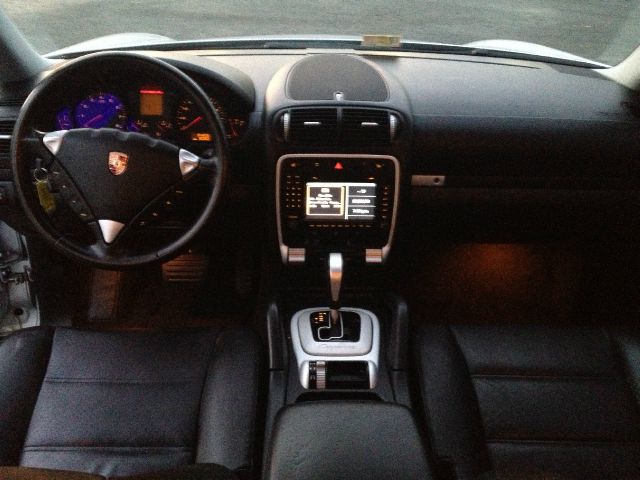 2005 Porsche Cayenne R1