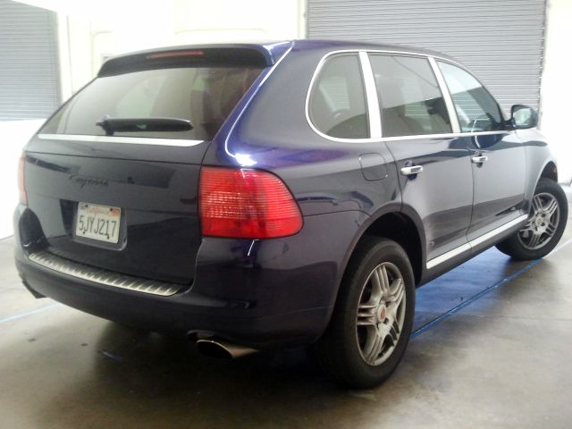 2005 Porsche Cayenne Unknown