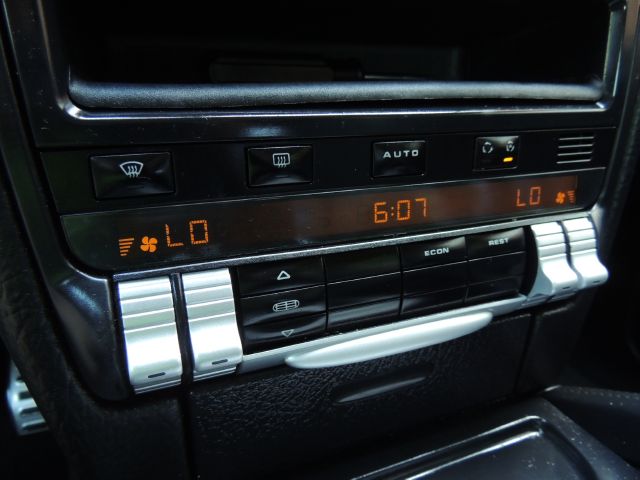 2006 Porsche Cayenne XR