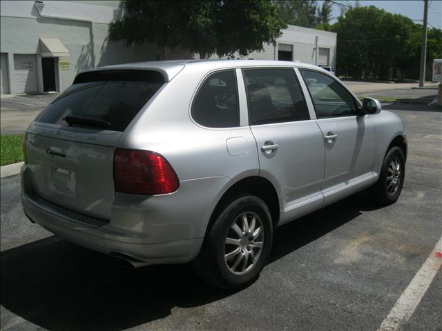 2006 Porsche Cayenne Unknown