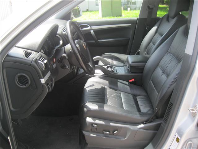 2006 Porsche Cayenne Unknown