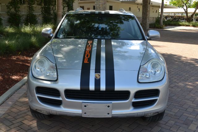 2006 Porsche Cayenne Base