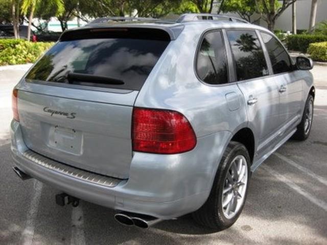 2006 Porsche Cayenne 4dr 112 Inch WB Eddie Bauer SUV