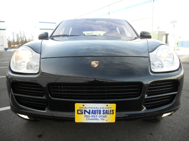 2006 Porsche Cayenne Base