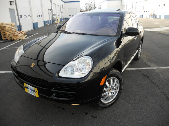 2006 Porsche Cayenne Base
