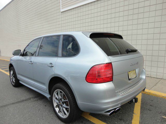 2006 Porsche Cayenne 4dr Sedan 3.2L Auto
