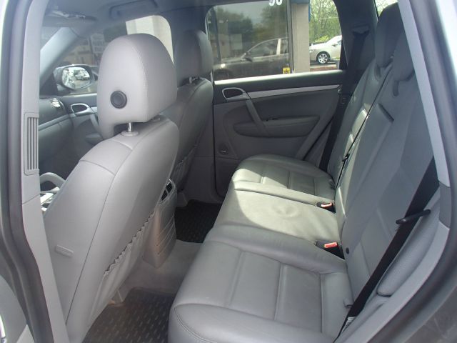 2008 Porsche Cayenne Base