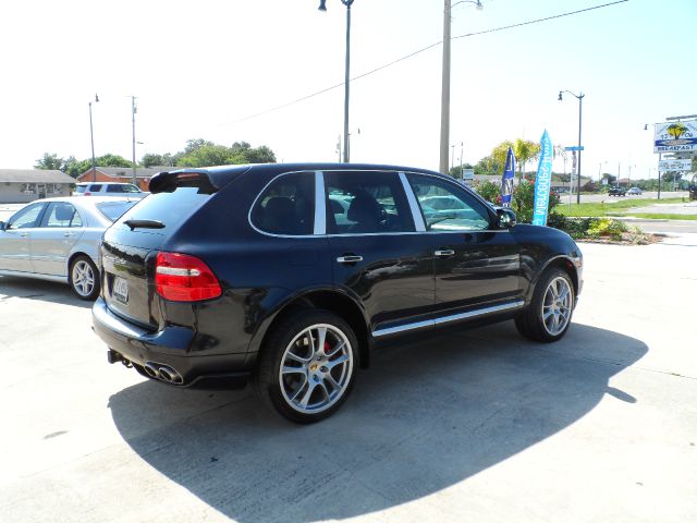 2008 Porsche Cayenne Series 4