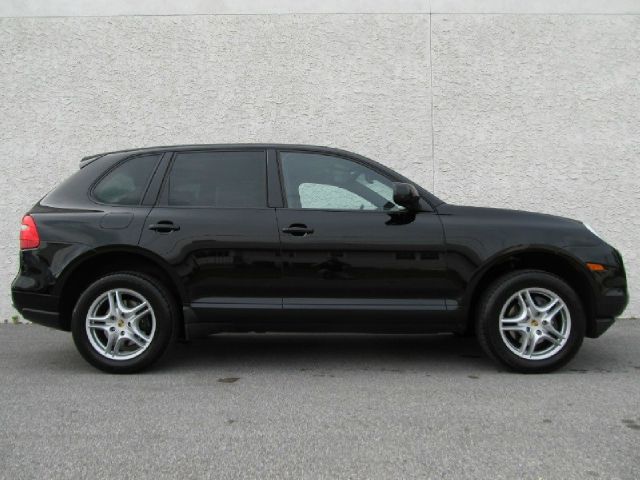 2009 Porsche Cayenne Base