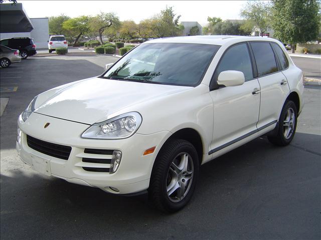 2009 Porsche Cayenne Ram 3500 Diesel 2-WD