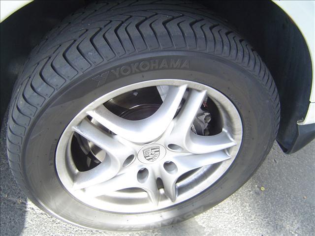 2009 Porsche Cayenne Ram 3500 Diesel 2-WD