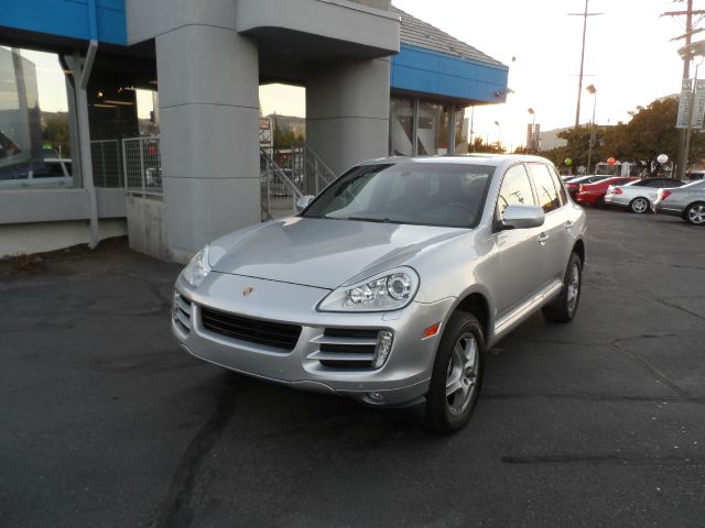 2010 Porsche Cayenne XR