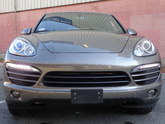 2011 Porsche Cayenne Base