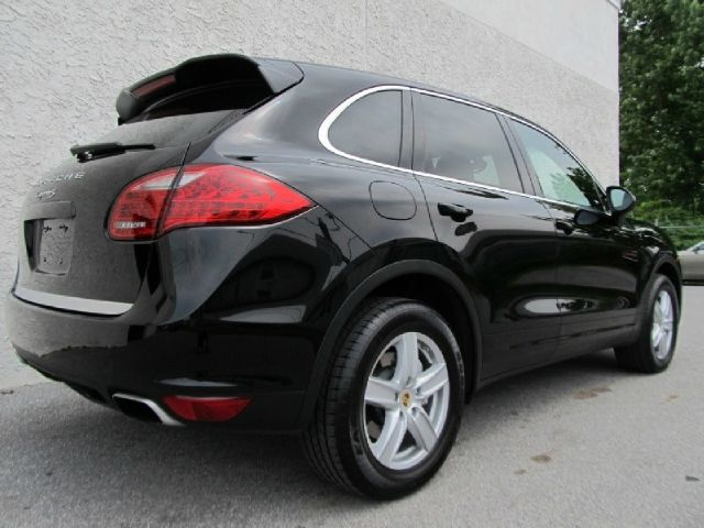 2011 Porsche Cayenne XR