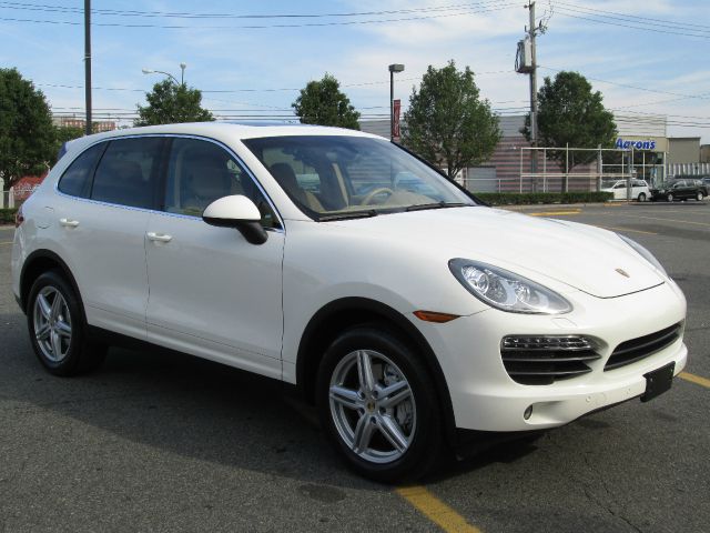 2011 Porsche Cayenne XR