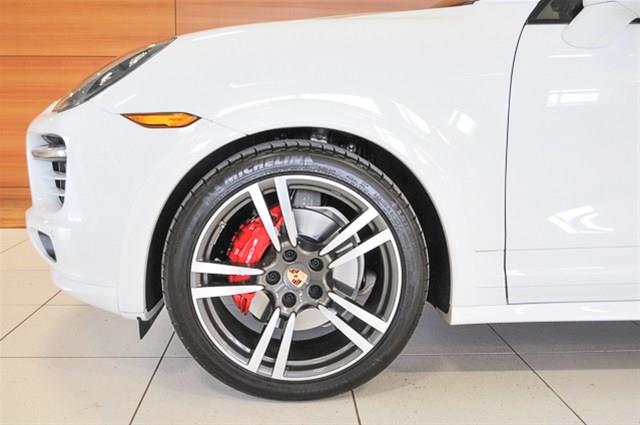 2014 Porsche Cayenne Sport VA