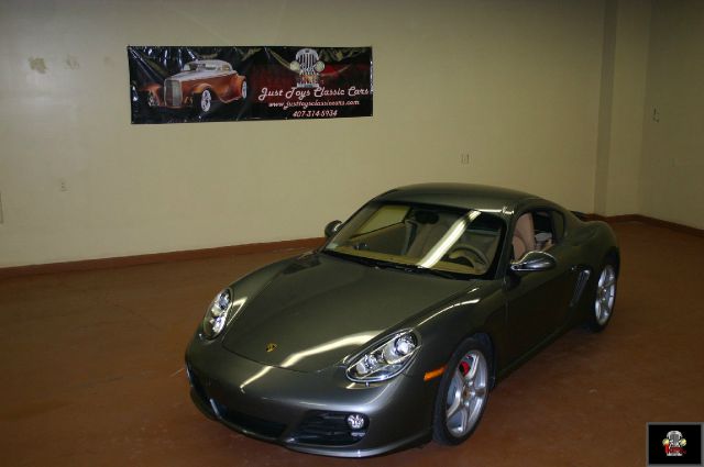 2010 Porsche Cayman STD Model