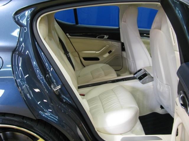 2010 Porsche Panamera XR