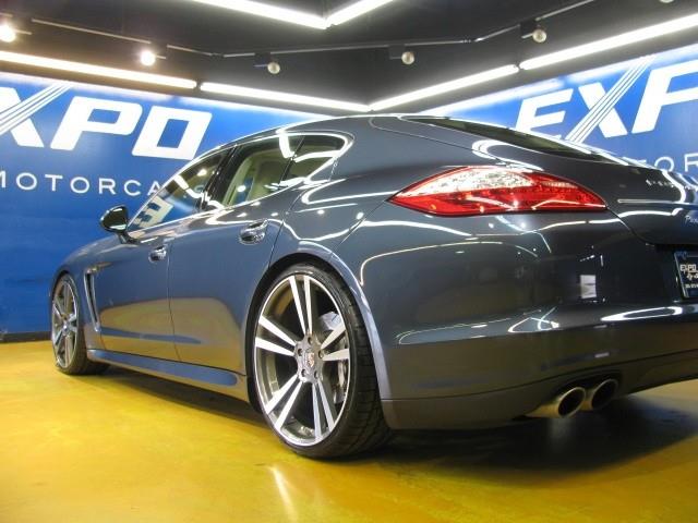 2010 Porsche Panamera XR