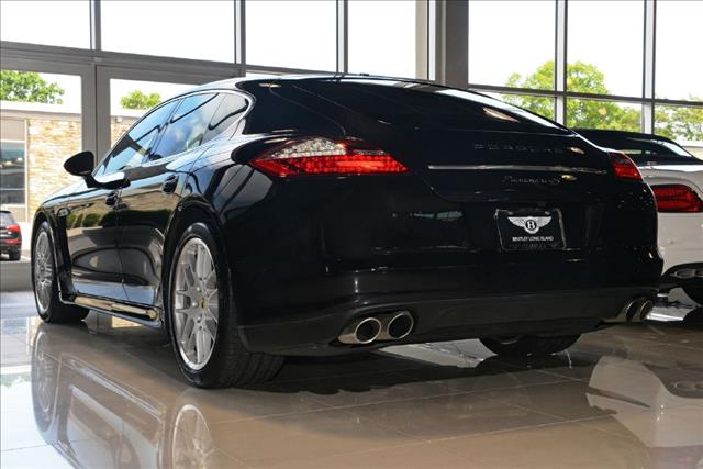 2010 Porsche Panamera Base /extended CAB Short BED