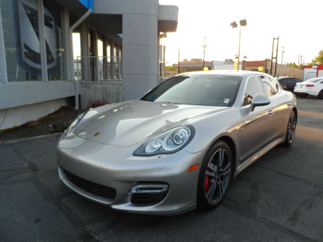 2010 Porsche Panamera Series 4