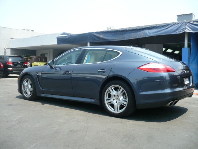 2010 Porsche Panamera XR