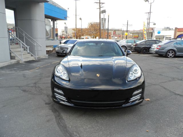2011 Porsche Panamera Base /extended CAB Short BED