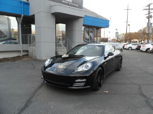 2011 Porsche Panamera Base /extended CAB Short BED