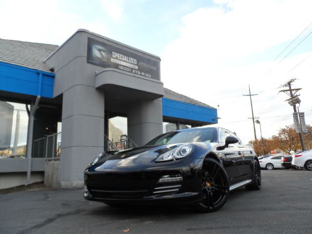 2011 Porsche Panamera Base /extended CAB Short BED