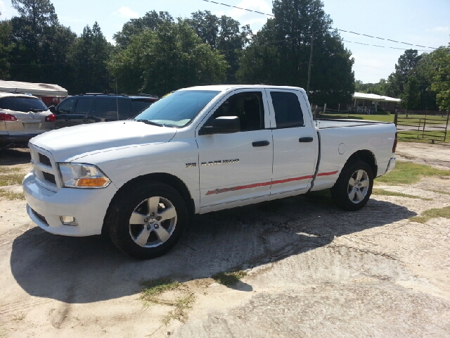 2012 RAM 1500 4dr LX 4WD Auto