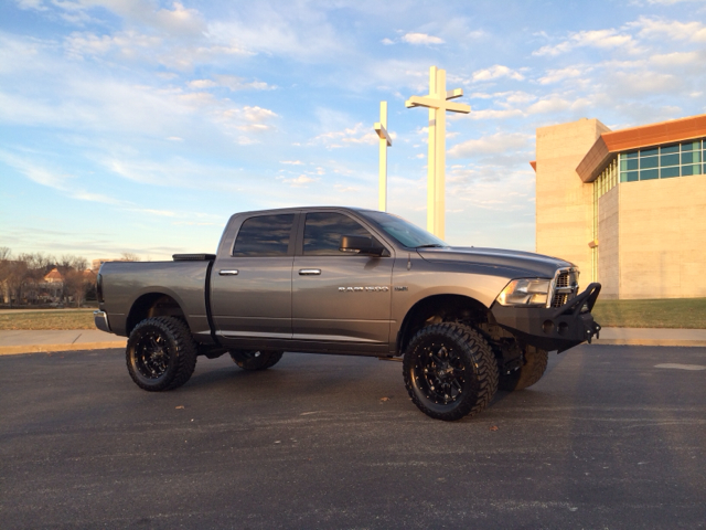 2012 RAM 1500 SLE Sierra 2WD