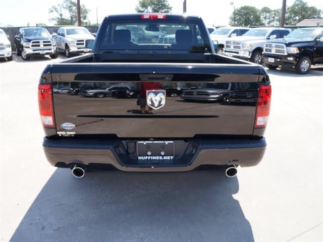 2013 RAM 1500 2dr 102 WB 4WD Value Manual