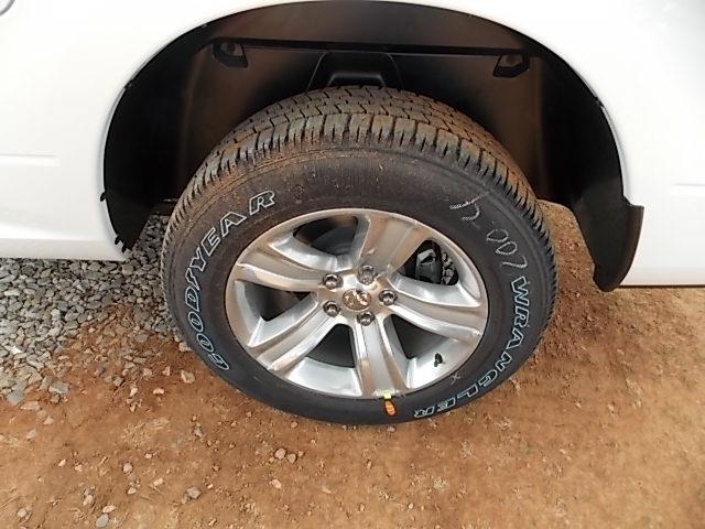 2013 RAM 1500 Extended Cab V8 LT W/1lt