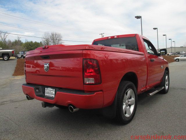 2013 RAM 1500 Ext Cab - Sport 4x4 At Red