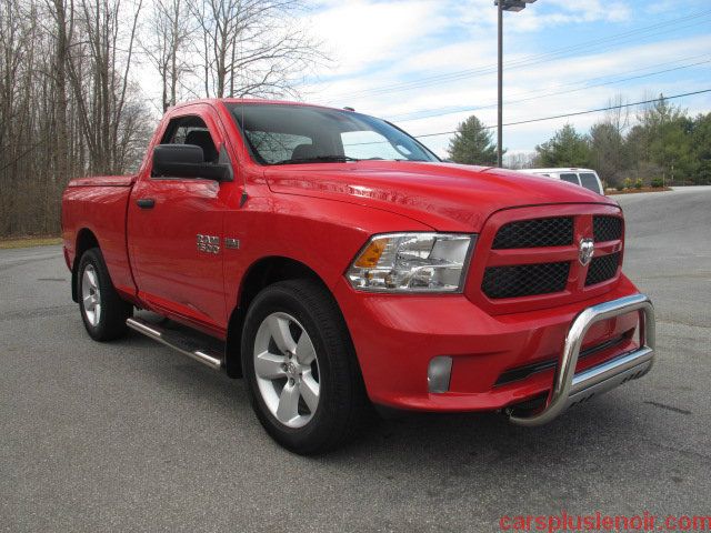 2013 RAM 1500 Ext Cab - Sport 4x4 At Red