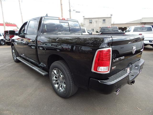2014 RAM 1500 4DR