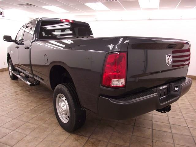 2013 RAM 2500 DUMP LIFT