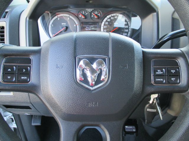 2012 RAM 3500 3.8 GLS