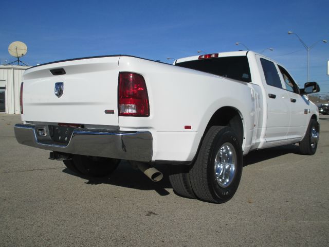 2012 RAM 3500 3.8 GLS