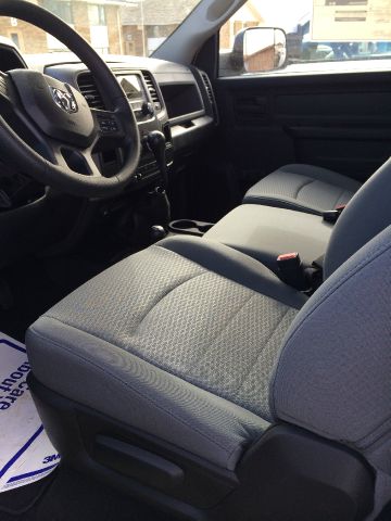 2014 RAM 3500 FWD 4dr Krom Edition