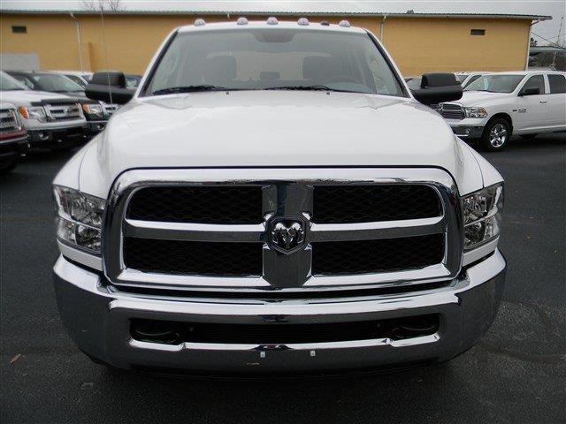 2014 RAM 3500 DUMP LIFT